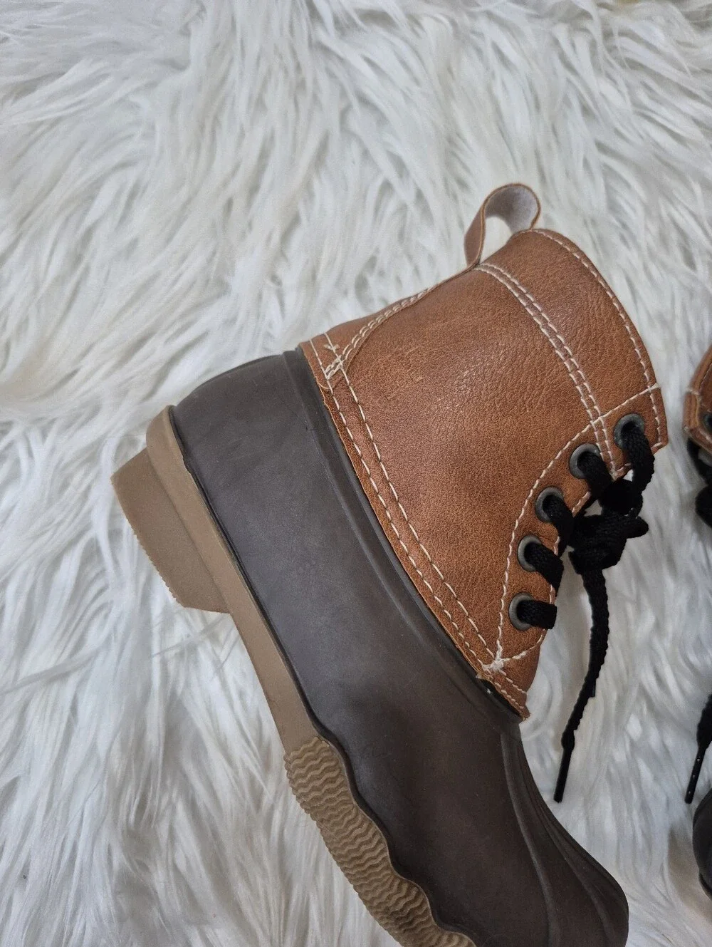 London Fog Kids Two-Tone Brown Duck Boots with Black Laces